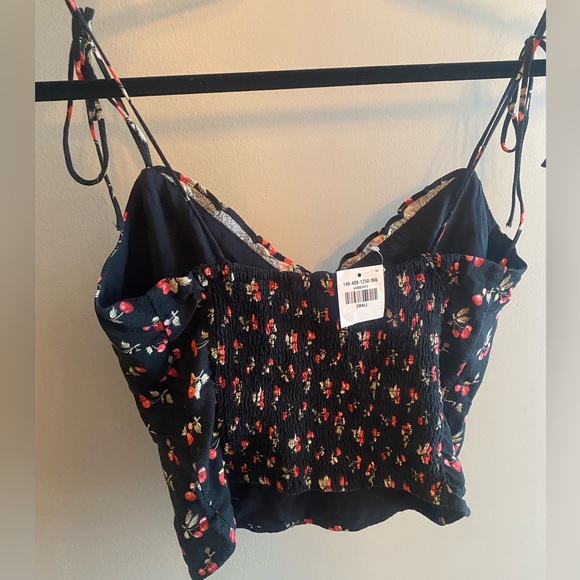 Abercrombie Cherry Print Summer Top - Picture 2 of 2